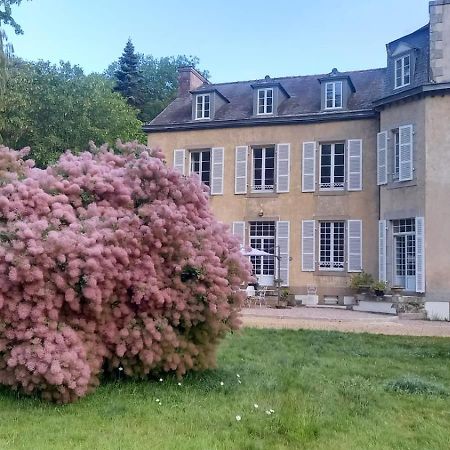 La Lande Hotel Pleyber-Christ Buitenkant foto