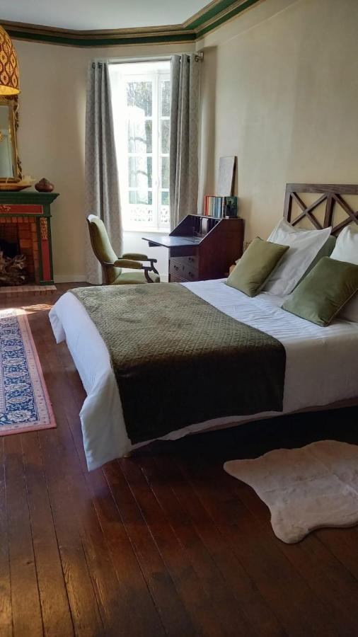 La Lande Hotel Pleyber-Christ Buitenkant foto