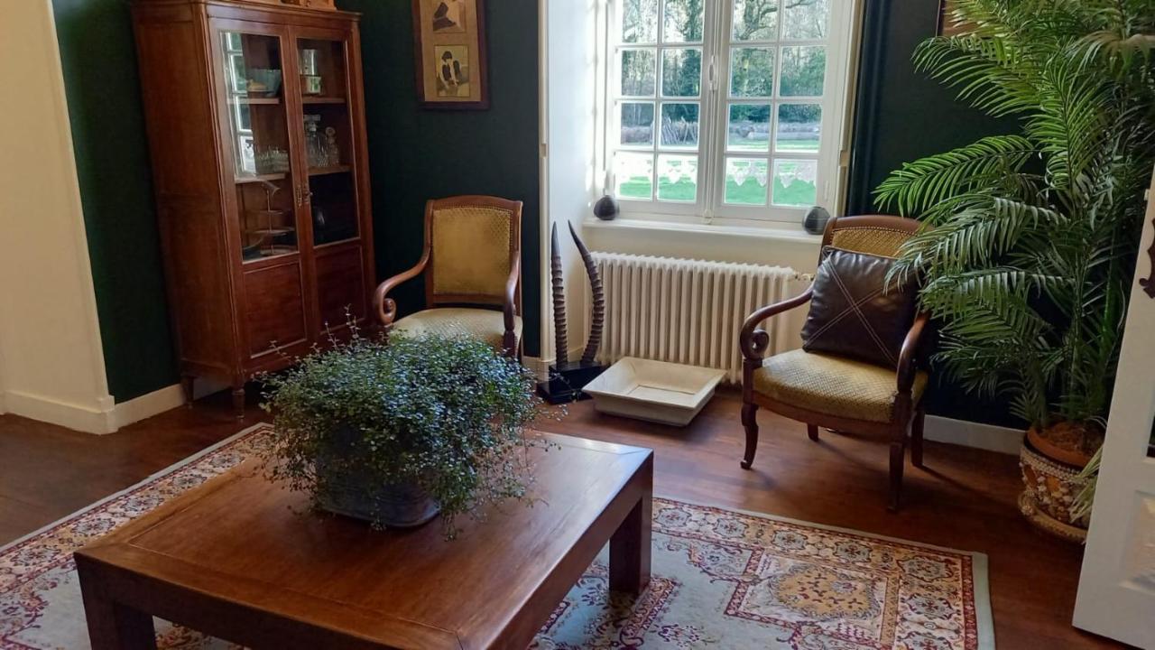 La Lande Hotel Pleyber-Christ Buitenkant foto