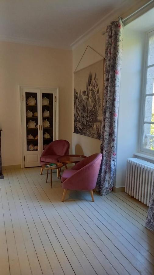 La Lande Hotel Pleyber-Christ Buitenkant foto
