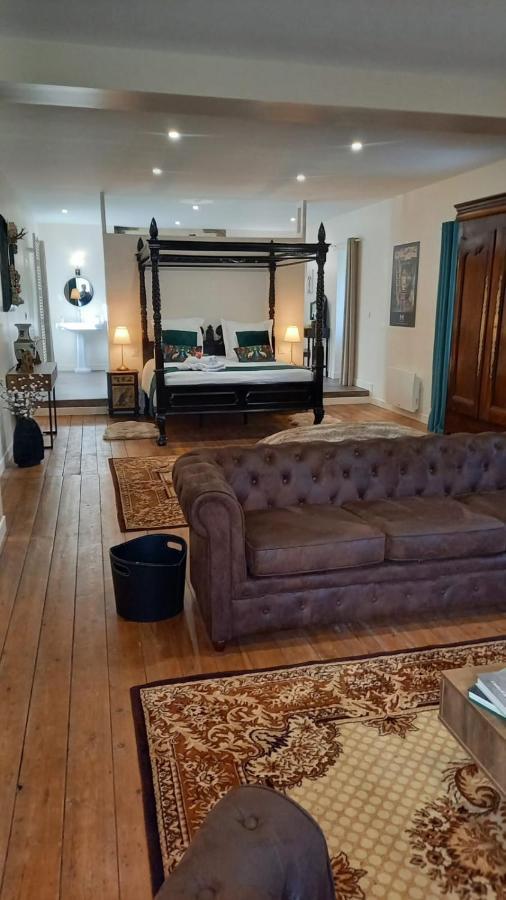 La Lande Hotel Pleyber-Christ Buitenkant foto