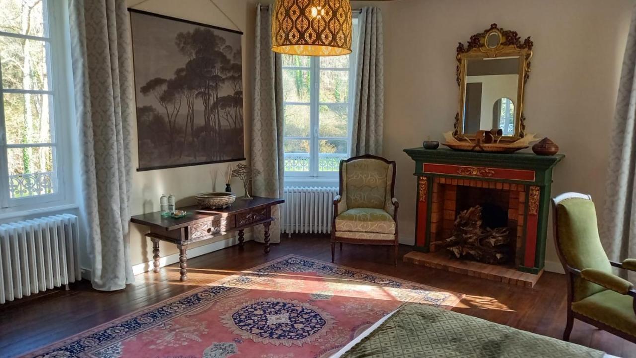 La Lande Hotel Pleyber-Christ Buitenkant foto
